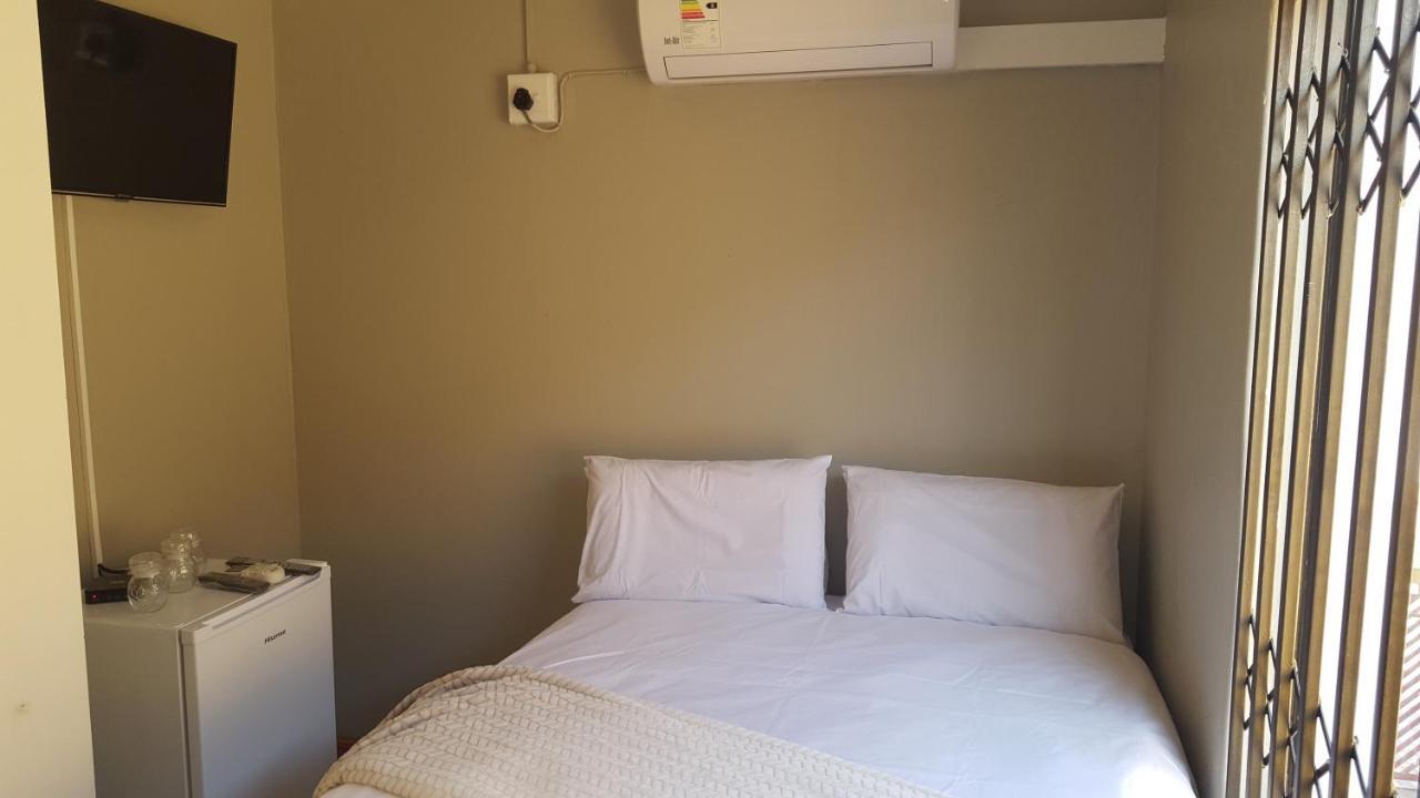 Tlelakufuma Guest House Johannesburg Zewnętrze zdjęcie
