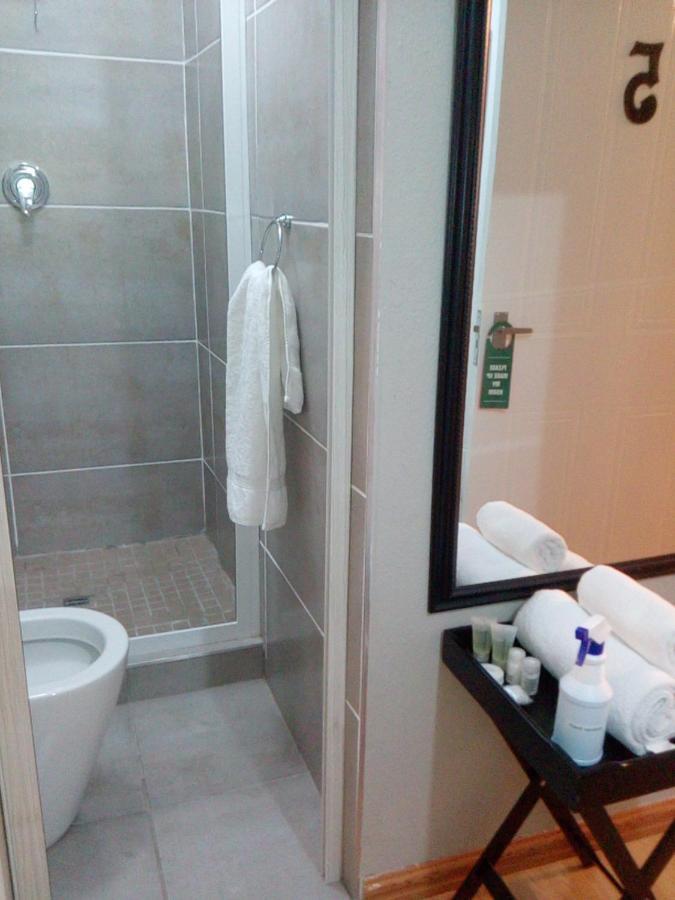 Tlelakufuma Guest House Johannesburg Zewnętrze zdjęcie